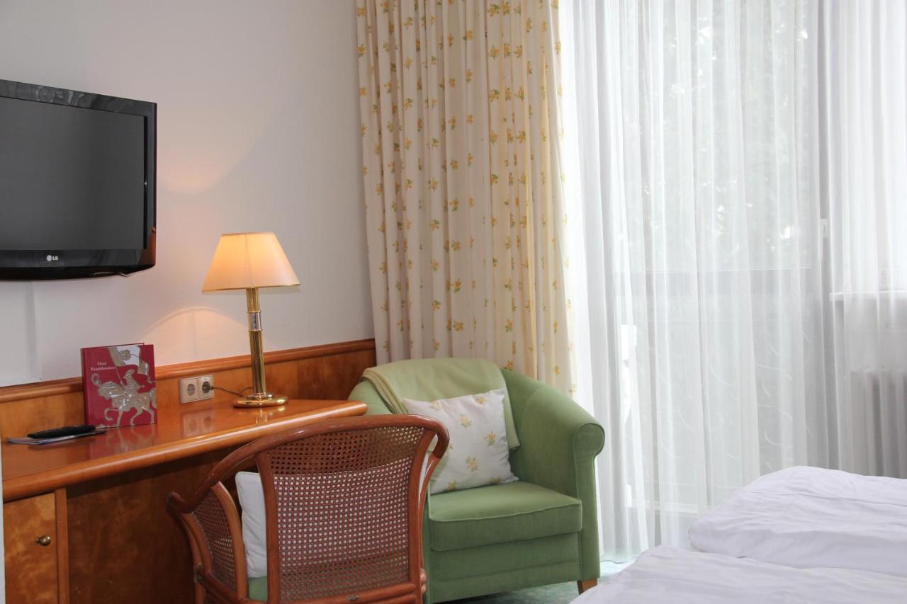 Hotel Kurpfalzstuben มานไฮม์ ภายนอก รูปภาพ